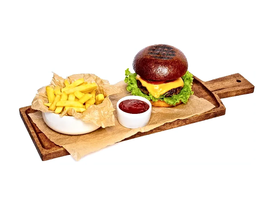 Burger de vită — restaurant Tierra, Ceadîr-Lunga